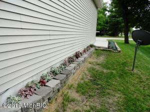 89 W Barton St, Newaygo, MI 49337 photo 22