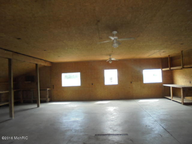 6685 Tomah Rd, Mount Pleasant, MI 48858 photo 11