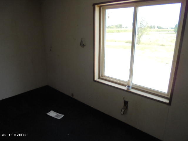 6685 Tomah Rd, Mount Pleasant, MI 48858 photo 22