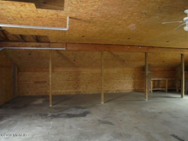 6685 Tomah Rd, Mount Pleasant, MI 48858 photo 12