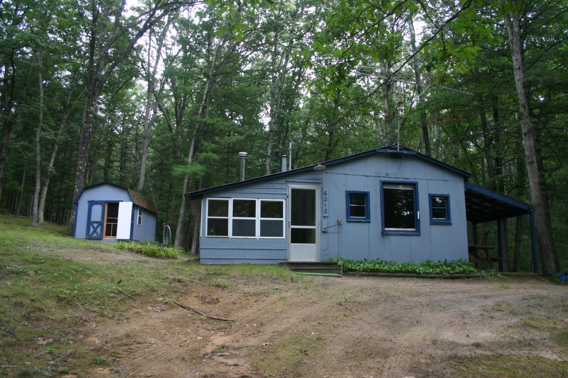 6212 W Pine Crest Dr, Baldwin, MI 49304 photo 3