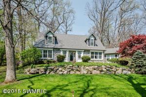2941 E Riverside Rd, Buchanan, MI 49107 photo 1