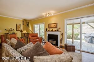 2941 E Riverside Rd, Buchanan, MI 49107 photo 3