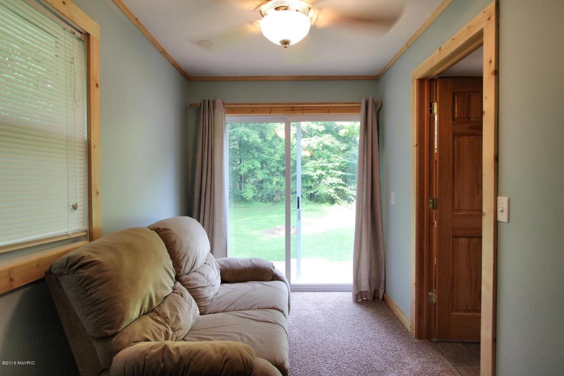 4010 E Shore Dr, Stanton, MI 48888 photo 14