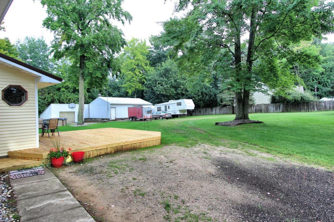 4010 E Shore Dr, Stanton, MI 48888 photo 28