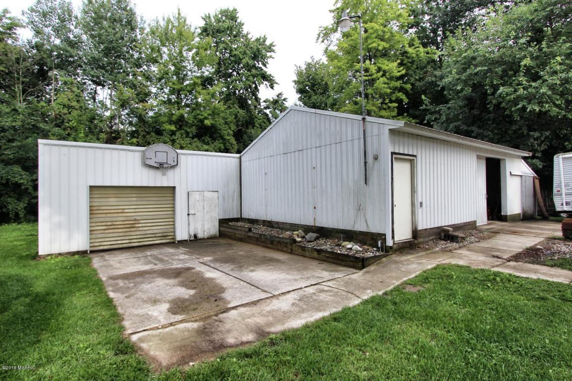 4010 E Shore Dr, Stanton, MI 48888 photo 29