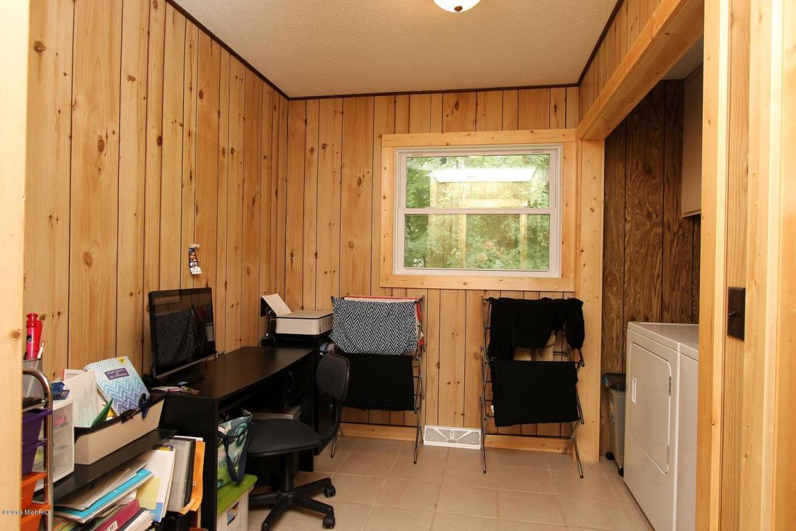 4010 E Shore Dr, Stanton, MI 48888 photo 20