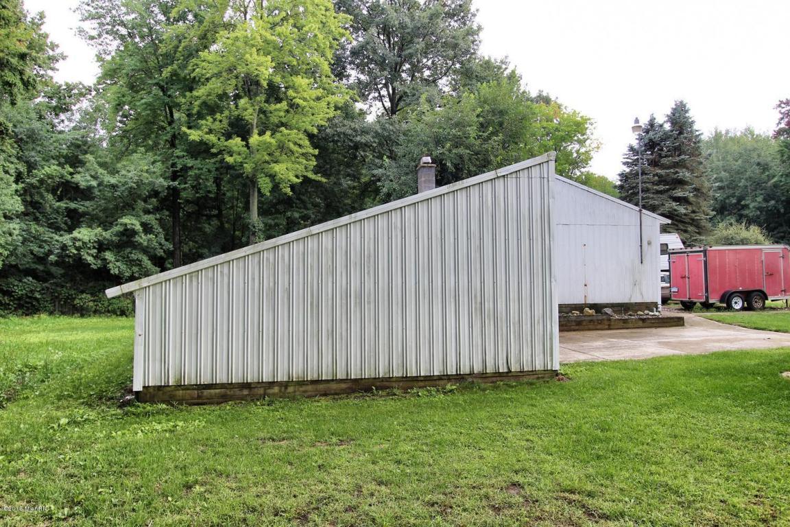 4010 E Shore Dr, Stanton, MI 48888 photo 30