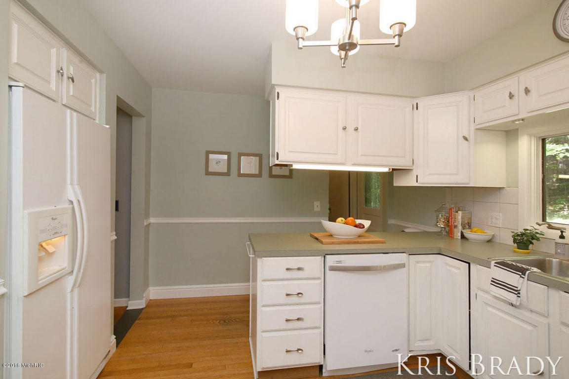 5697 E Fulton St, Ada, MI 49301 photo 7