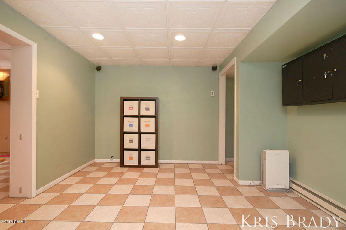 5697 E Fulton St, Ada, MI 49301 photo 18