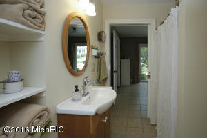 214 Forest St, Marshall, MI 49068 photo 12
