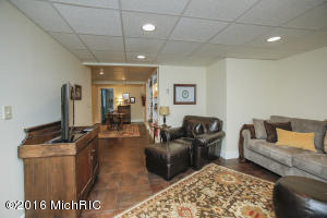 214 Forest St, Marshall, MI 49068 photo 32
