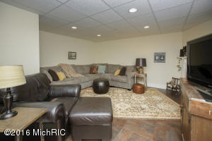 214 Forest St, Marshall, MI 49068 photo 30