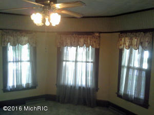 157 W Dibble St, Marcellus, MI 49067 photo 3