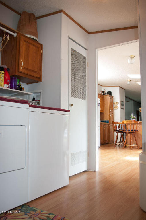 2853 Weeks Dr, Morley, MI 49336 photo 15