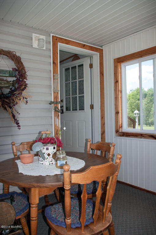 2853 Weeks Dr, Morley, MI 49336 photo 34