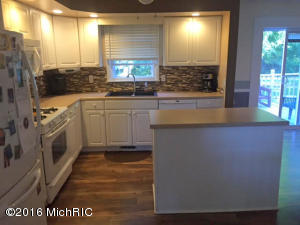 14969 C Dr N, Marshall, MI 49068 photo 3