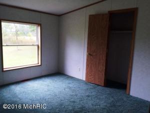 5311 E 112th St, Grant, MI 49327 photo 14