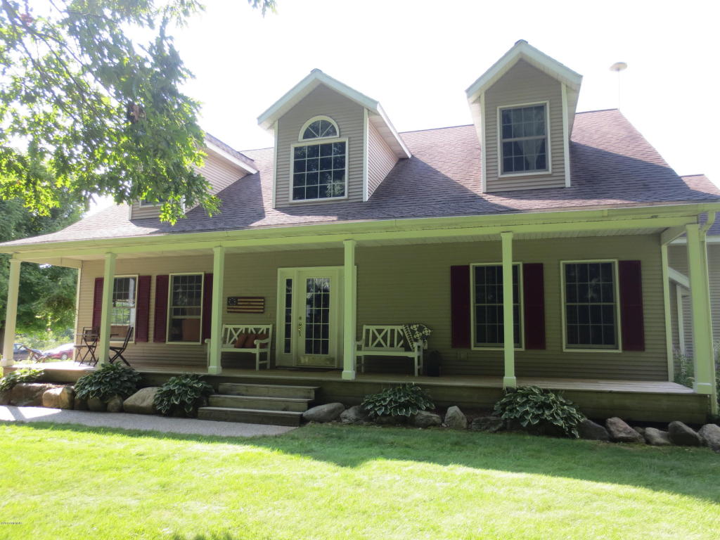 4455 Bartonville, Belding, MI 48809 photo 4