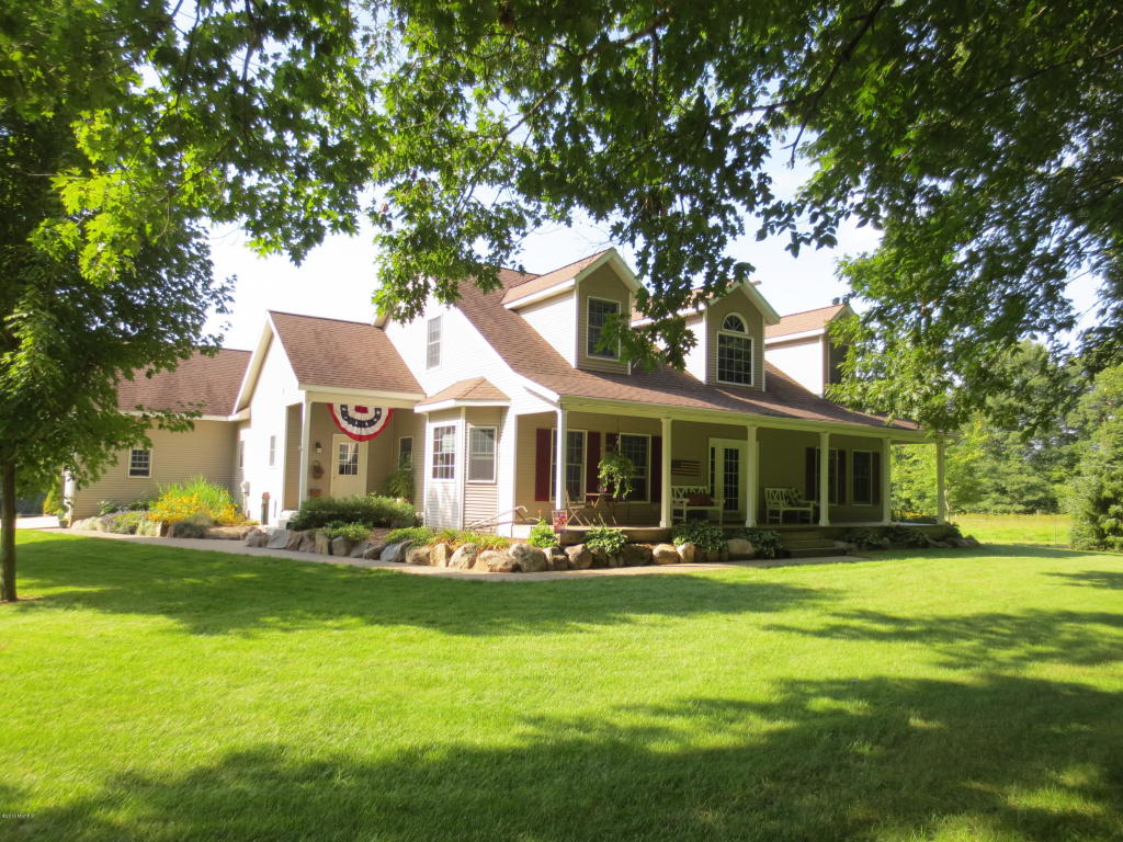 4455 Bartonville, Belding, MI 48809 photo 55