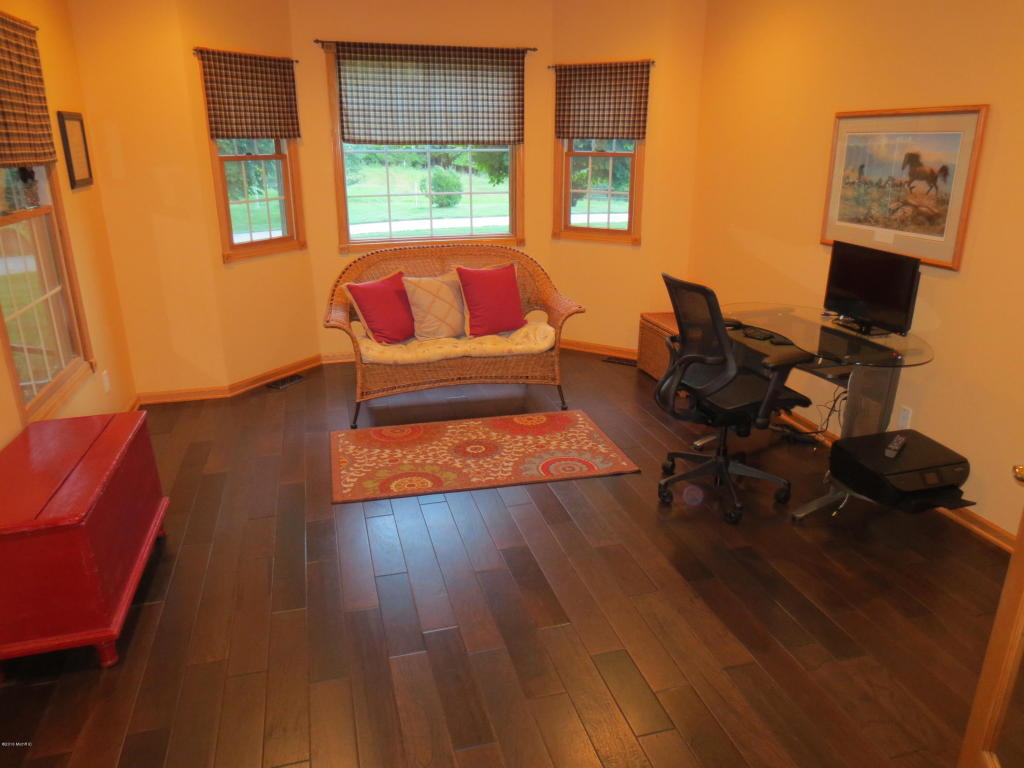 4455 Bartonville, Belding, MI 48809 photo 23