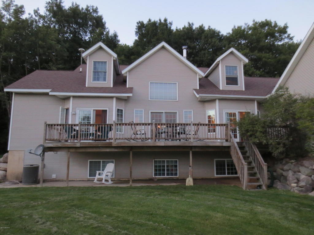 4455 Bartonville, Belding, MI 48809 photo 6