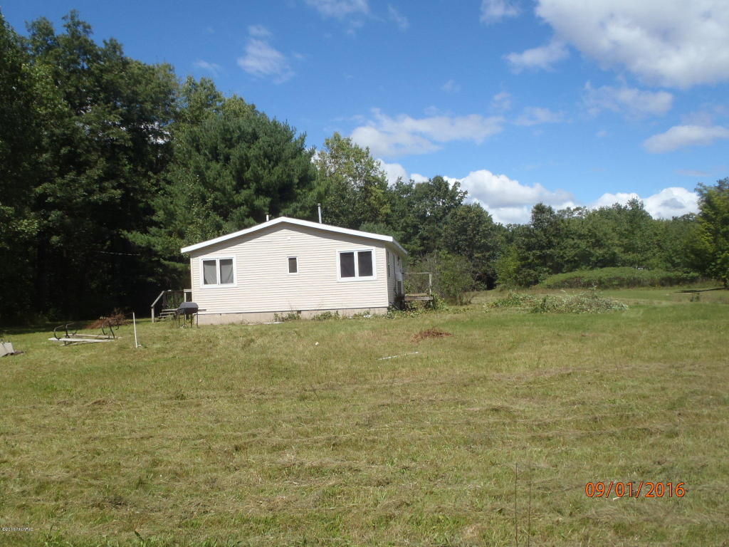 4064 Eastern, Newaygo, MI 49337 photo 1
