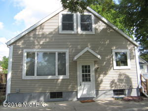 220 E Maple, Fremont, MI 49412 photo 28