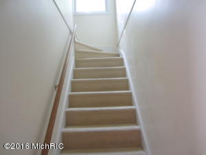 220 E Maple, Fremont, MI 49412 photo 12