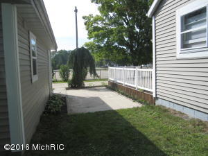 220 E Maple, Fremont, MI 49412 photo 37