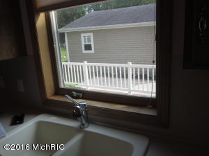 220 E Maple, Fremont, MI 49412 photo 18