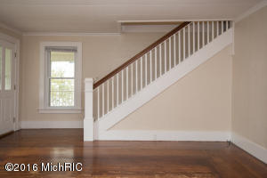 241 Union St, Plainwell, MI 49080 photo 6