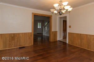 241 Union St, Plainwell, MI 49080 photo 8