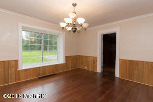241 Union St, Plainwell, MI 49080 photo 9