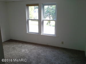 241 Union St, Plainwell, MI 49080 photo 10