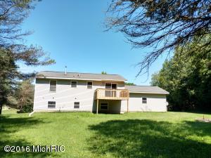 6192 E 76th, Newaygo, MI 49337 photo 3