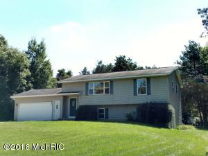6192 E 76th, Newaygo, MI 49337 photo 1
