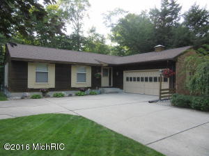 7163 S Walker Rd, Spring Lake, MI 49456 photo 1