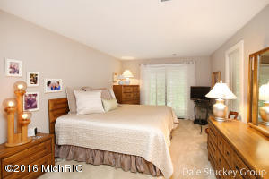 74 Deer Run, Ada, MI 49301 photo 25