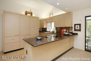 74 Deer Run, Ada, MI 49301 photo 13