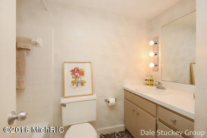 74 Deer Run, Ada, MI 49301 photo 28