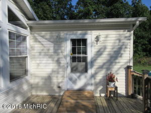 7180 Lehring Rd, Bancroft, MI 48414 photo 4
