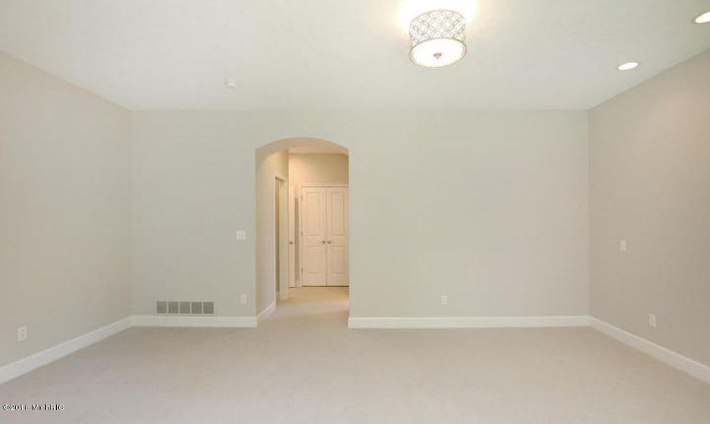 2216 Hearthside Dr SE, Ada, MI 49301 photo 21