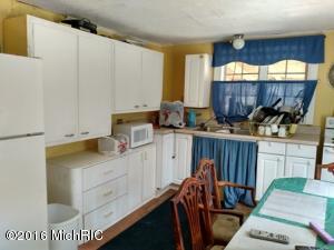 5632 W Wingleton Rd, Baldwin, MI 49304 photo 3