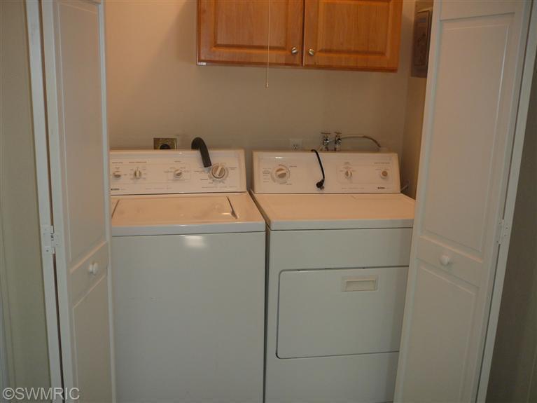 288 Mcmahon, Bronson, MI 49028 photo 8