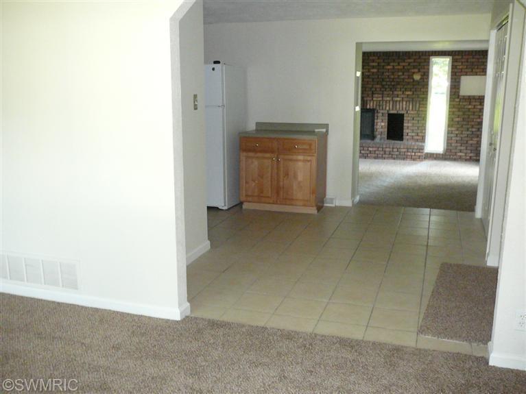 288 Mcmahon, Bronson, MI 49028 photo 7