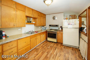 14895 32nd St, Gobles, MI 49055 photo 9