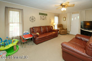 14895 32nd St, Gobles, MI 49055 photo 4