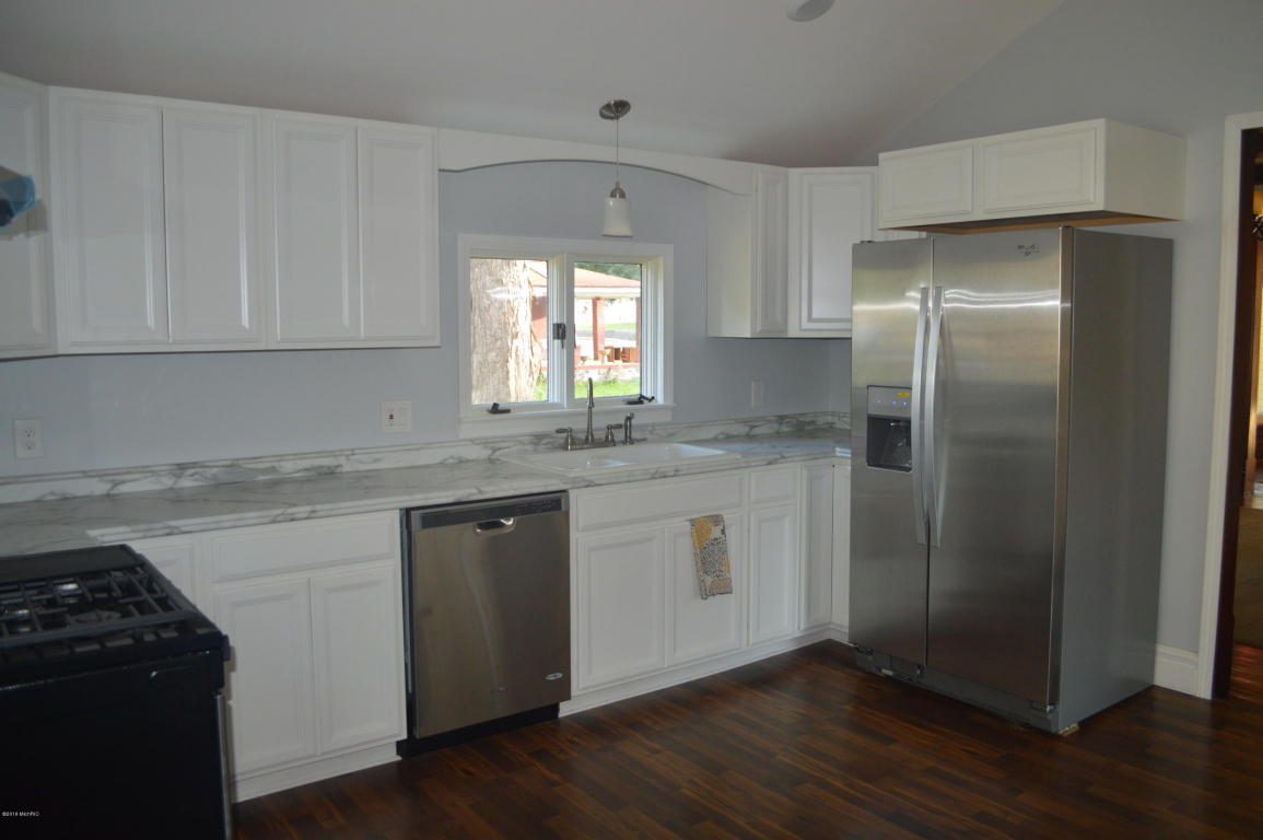 126 N Main, Reading, MI 49274 photo 22