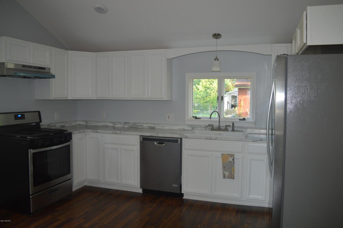 126 N Main, Reading, MI 49274 photo 21